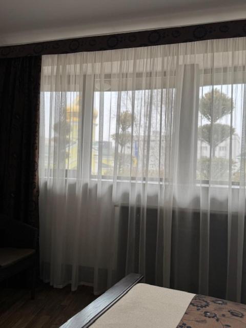 브로바리 Charivna Taistra B&B 외부 사진