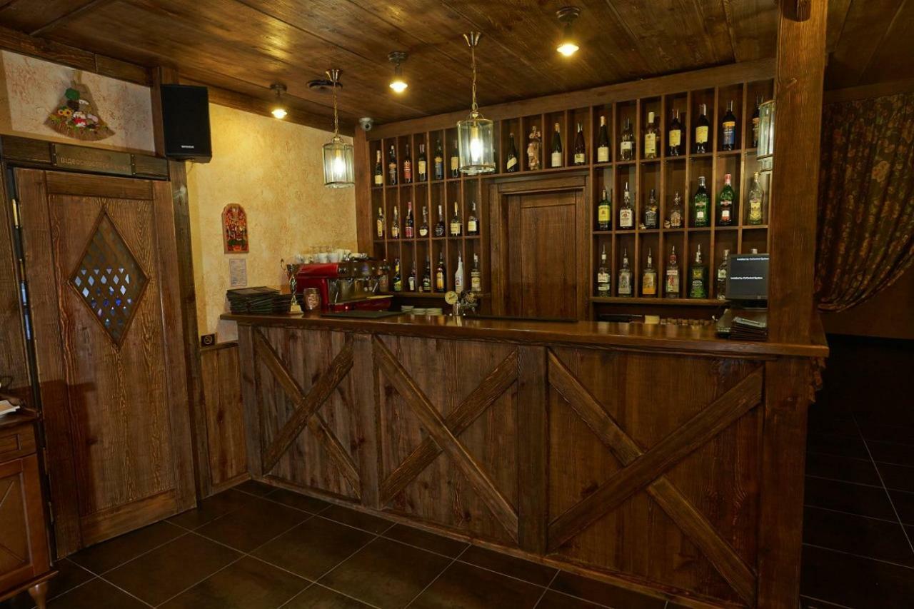 브로바리 Charivna Taistra B&B 외부 사진